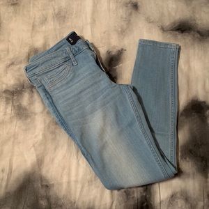 Light Wash Jeans